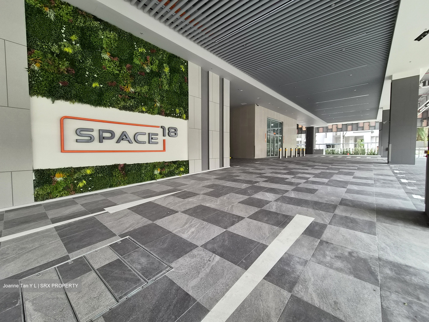 Space 18 (D12), Factory #590705961